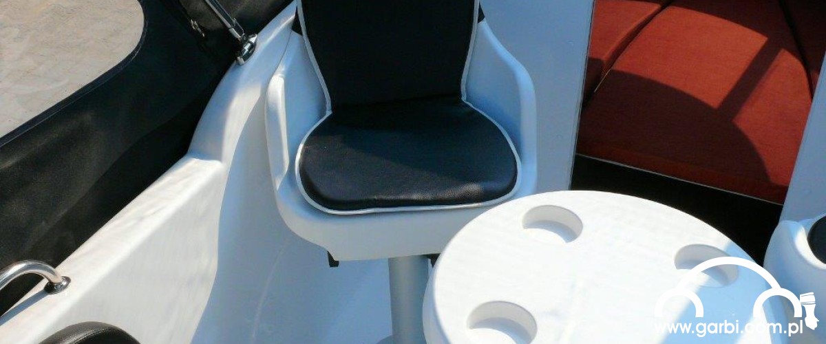 Łódź G-470 Kabin 2