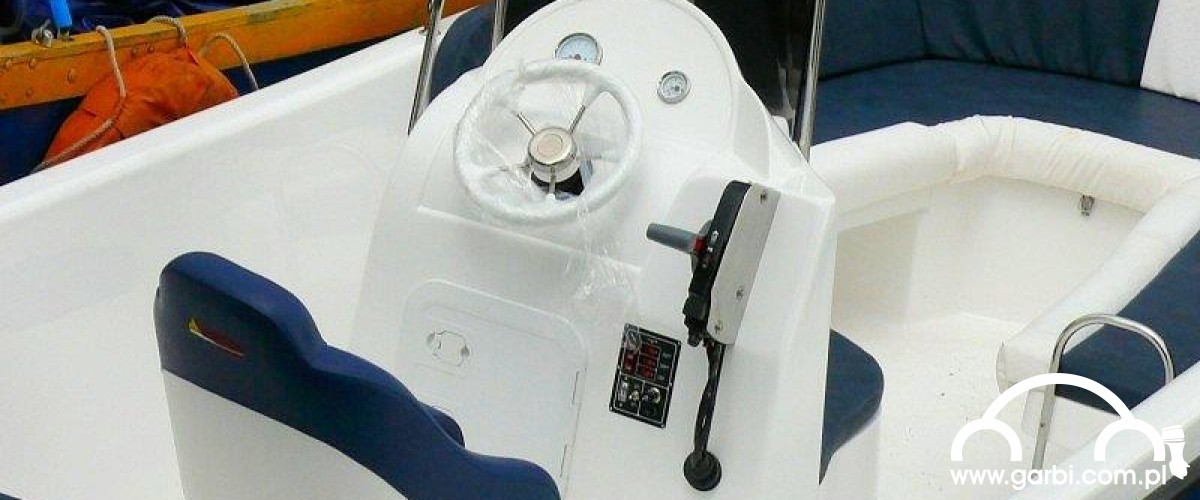 Łódź G-620 Open 8